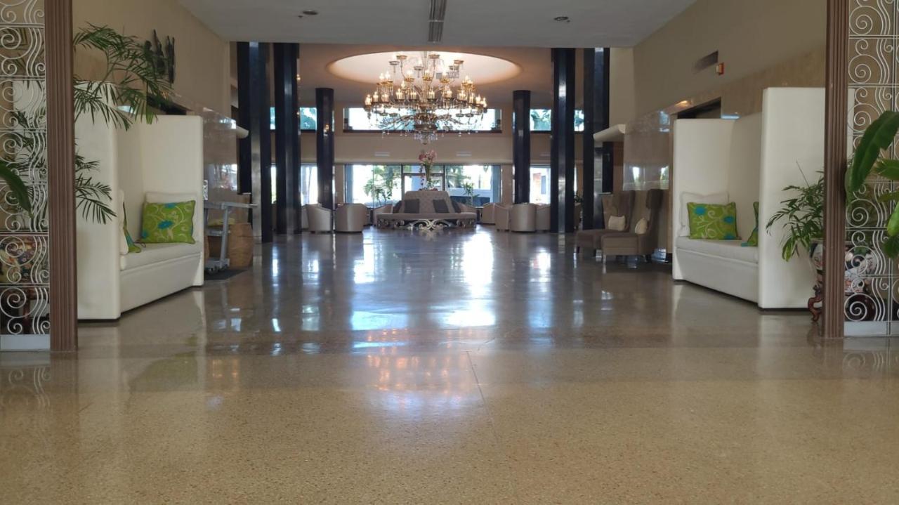 Sherry Frontenac Oceanfront 迈阿密海滩 外观 照片